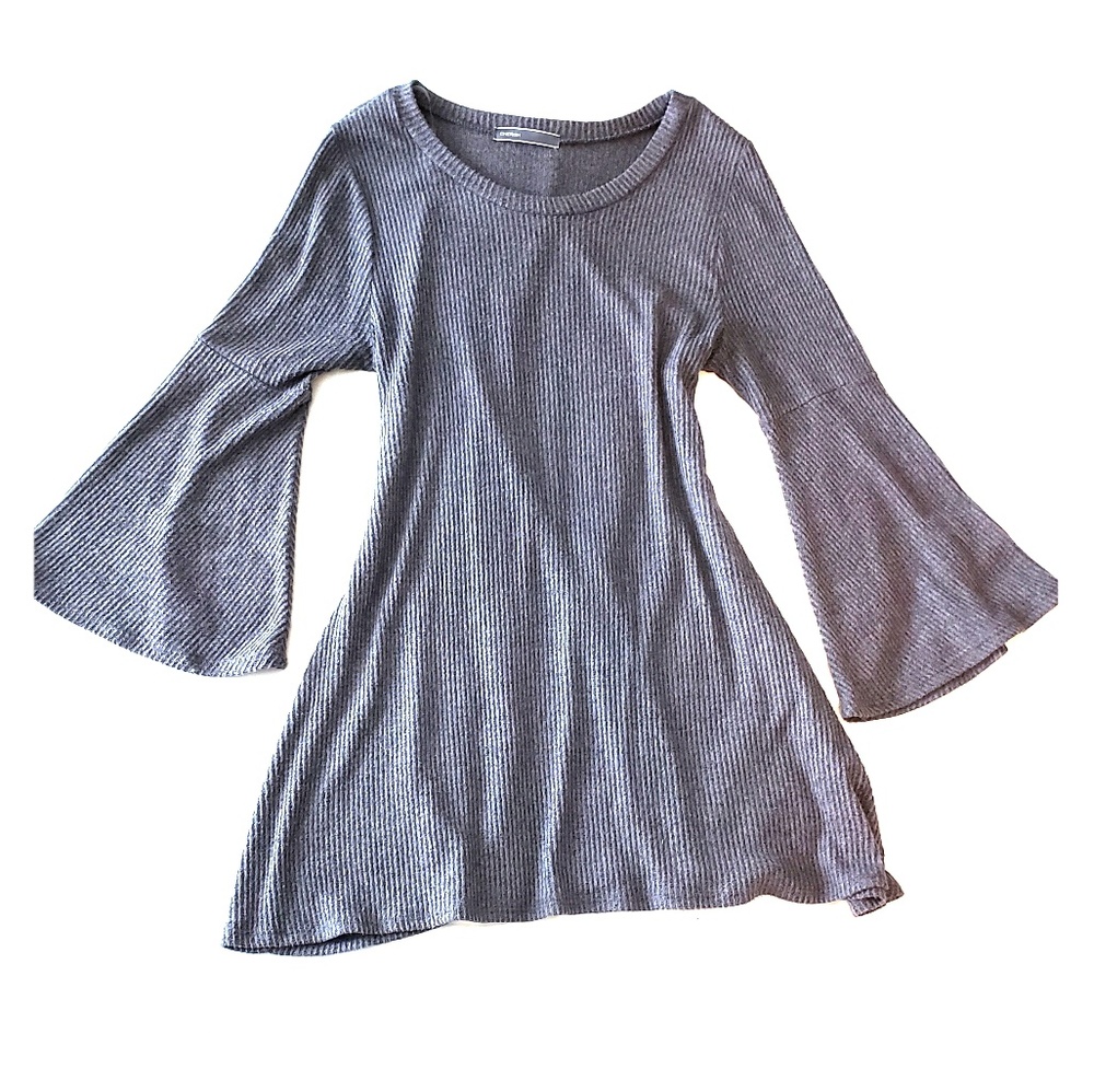 CHERISH bell sleeve sweater tunic in gray, sz med
